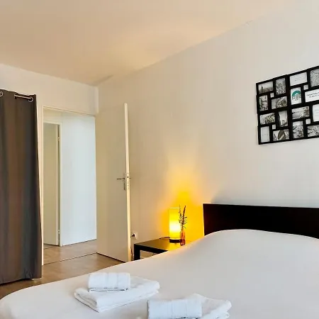 Apartment Au Grand 6 De Cathedrale Reims